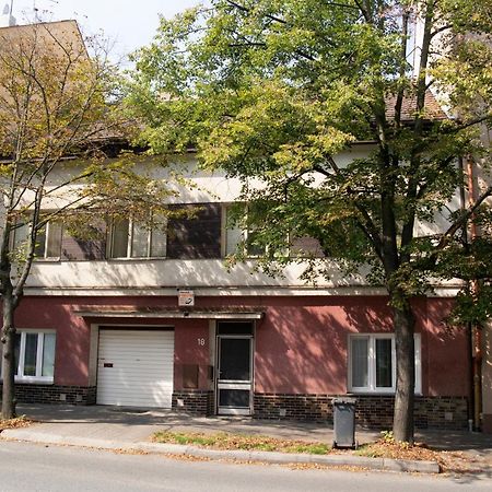 Penzion Hlinkova Pilsen Exterior photo